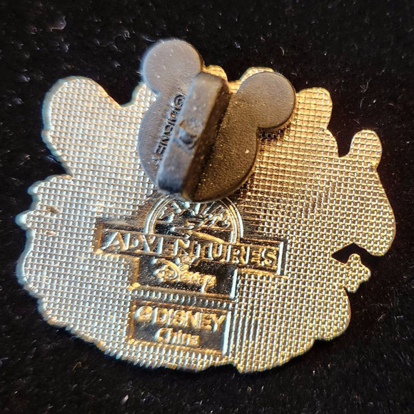 Adventures by Disney Let's Celebrate Mickey And Minnie Mouse Disney Tour Pin - Picture 2 of 2